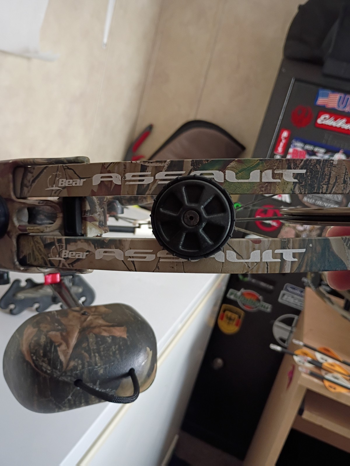 bear compound bow left hand