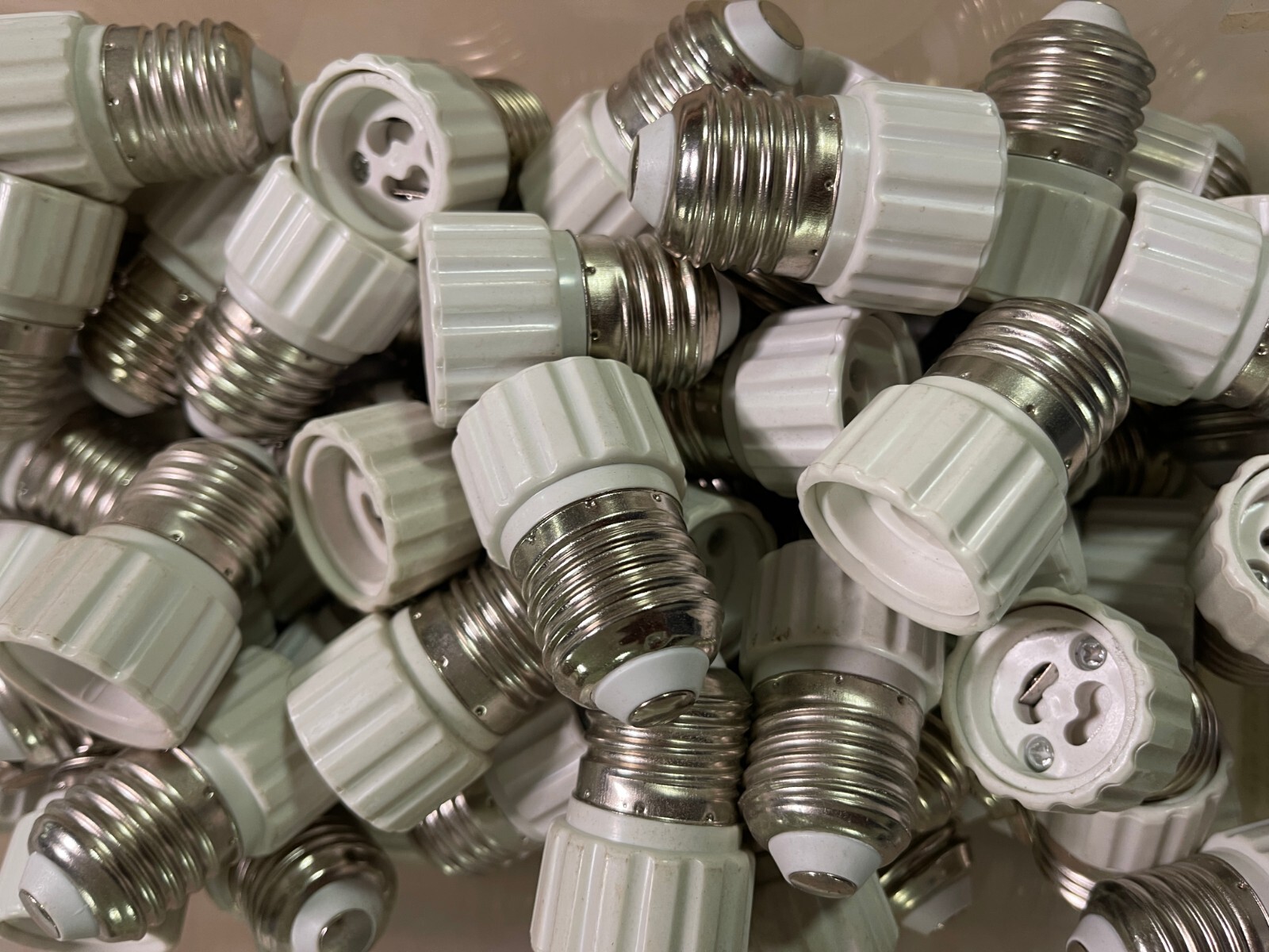 NEW (6-pack) Light Bulb Socket Adapter Standard US E26 Medium Base to GU10