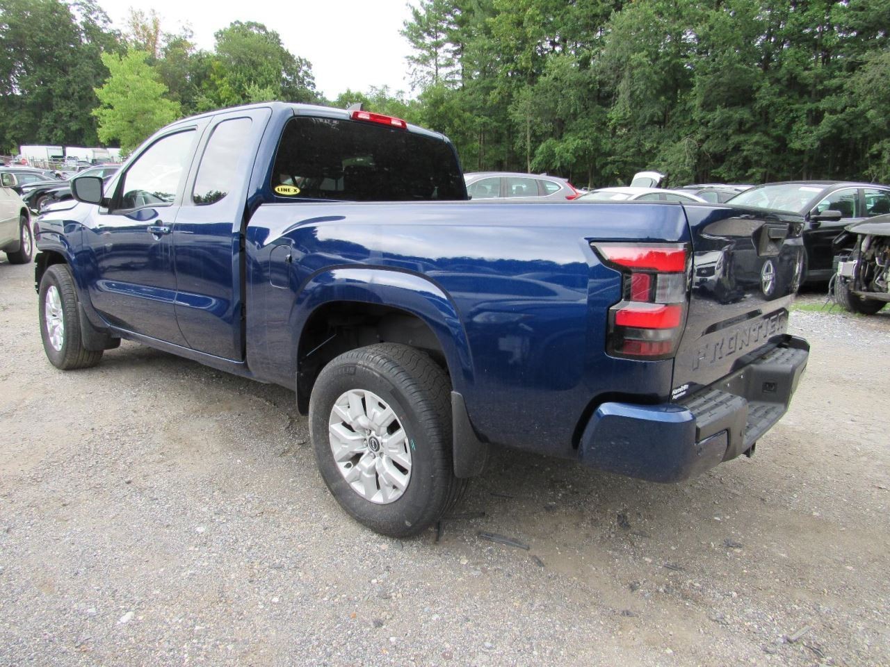 FRONTIER 2023 Glove Box 1067586