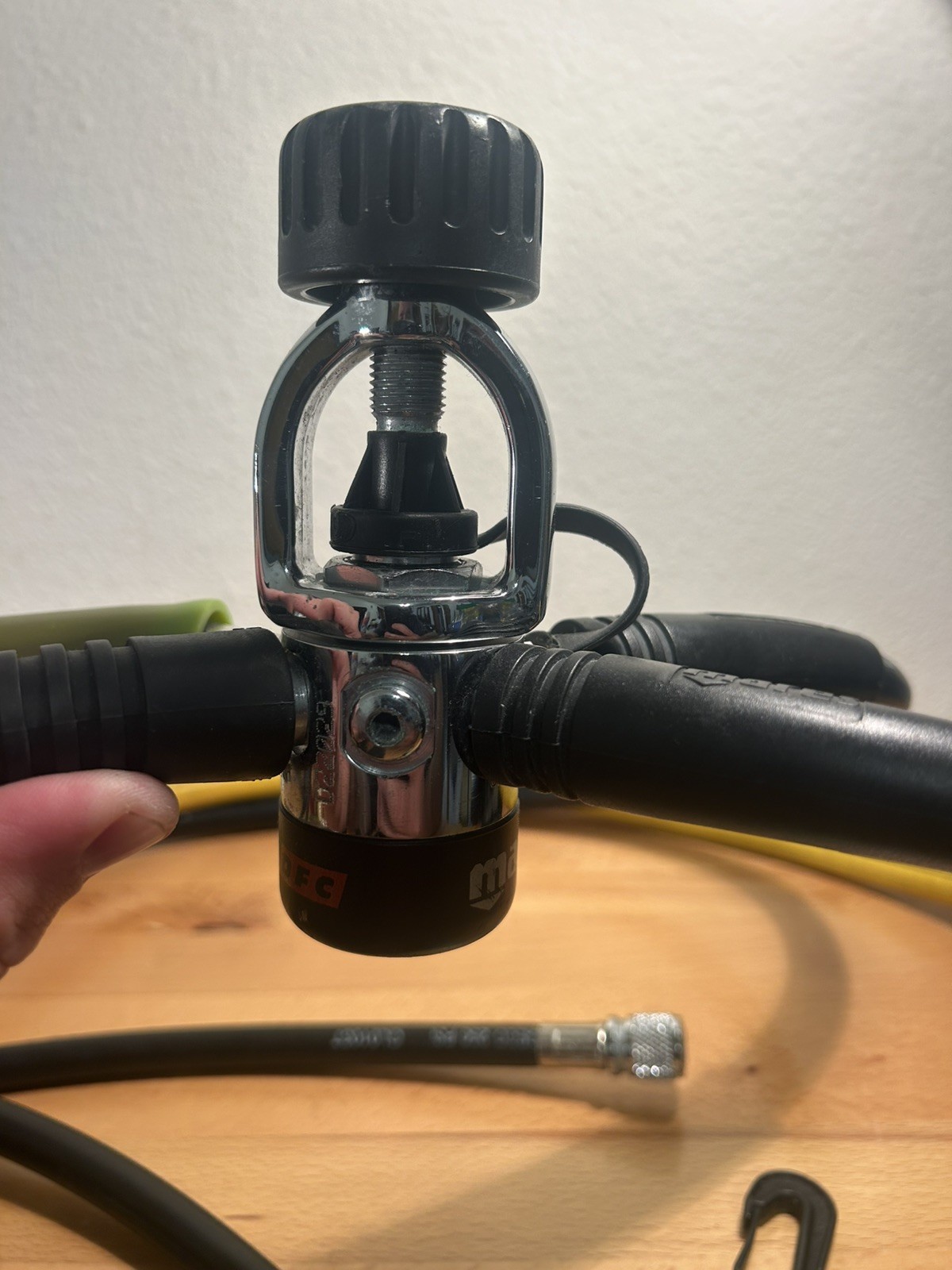 MARES MR12 DFC SCUBA REGULATOR SET Used (UNTESTED)