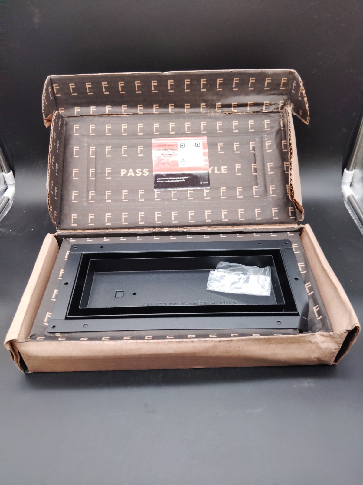 Aria Vent FLUSH4X10BLK Flushmount Pro 4" x 10" Black for Floor Register