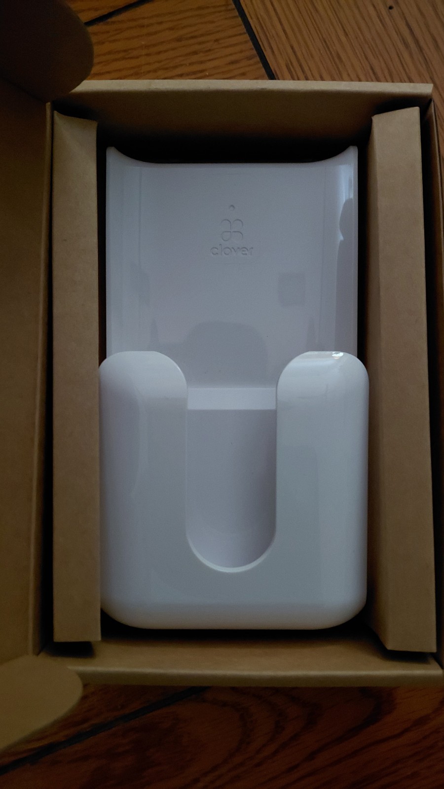 Clover Mobile Belt Clip New In box