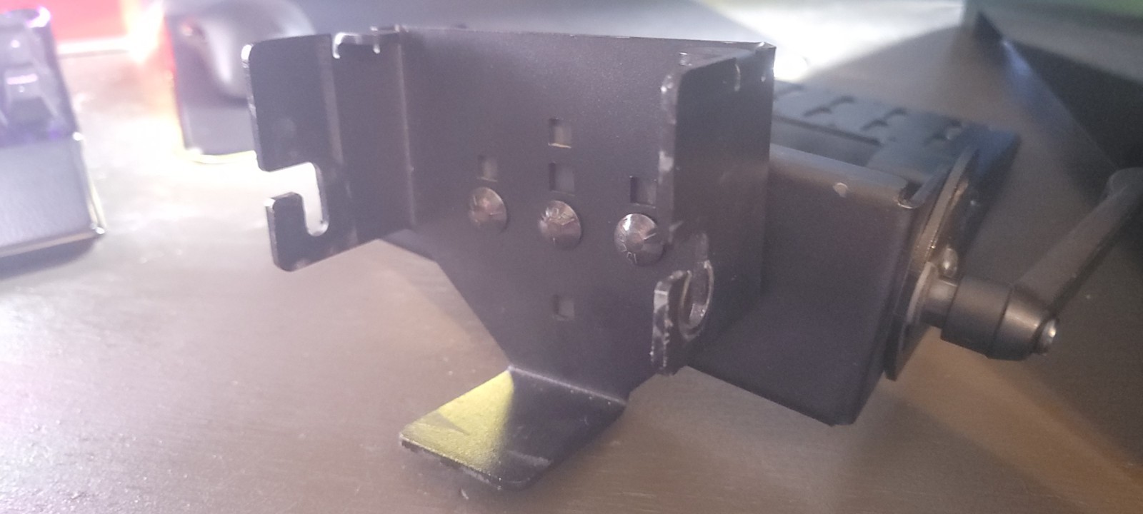 HAVIS C-Umm-101 Universal Monitor Mount
