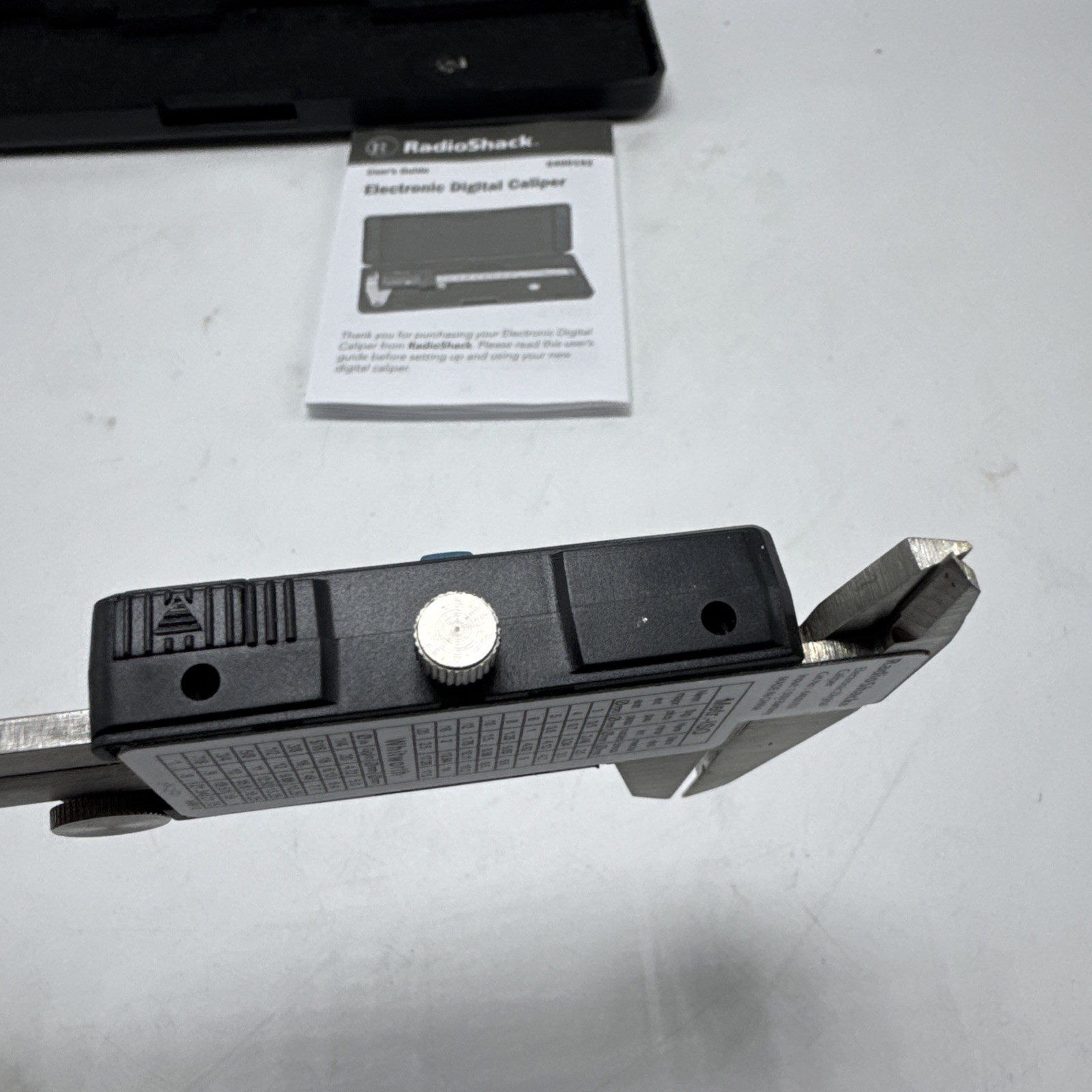 RadioShack Electronic Digital Caliper With Black Case #6400192