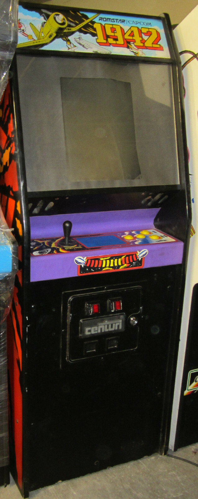 1942 ARCADE MACHINE by CAPCOM 1984 (Excellent Condition) *RARE*