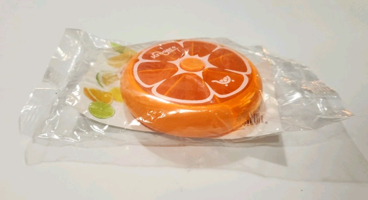 🍊NEW💊 KROGER 7-Day Weekly ORANGE FRUIT PILL BOX Organizer CASE Container