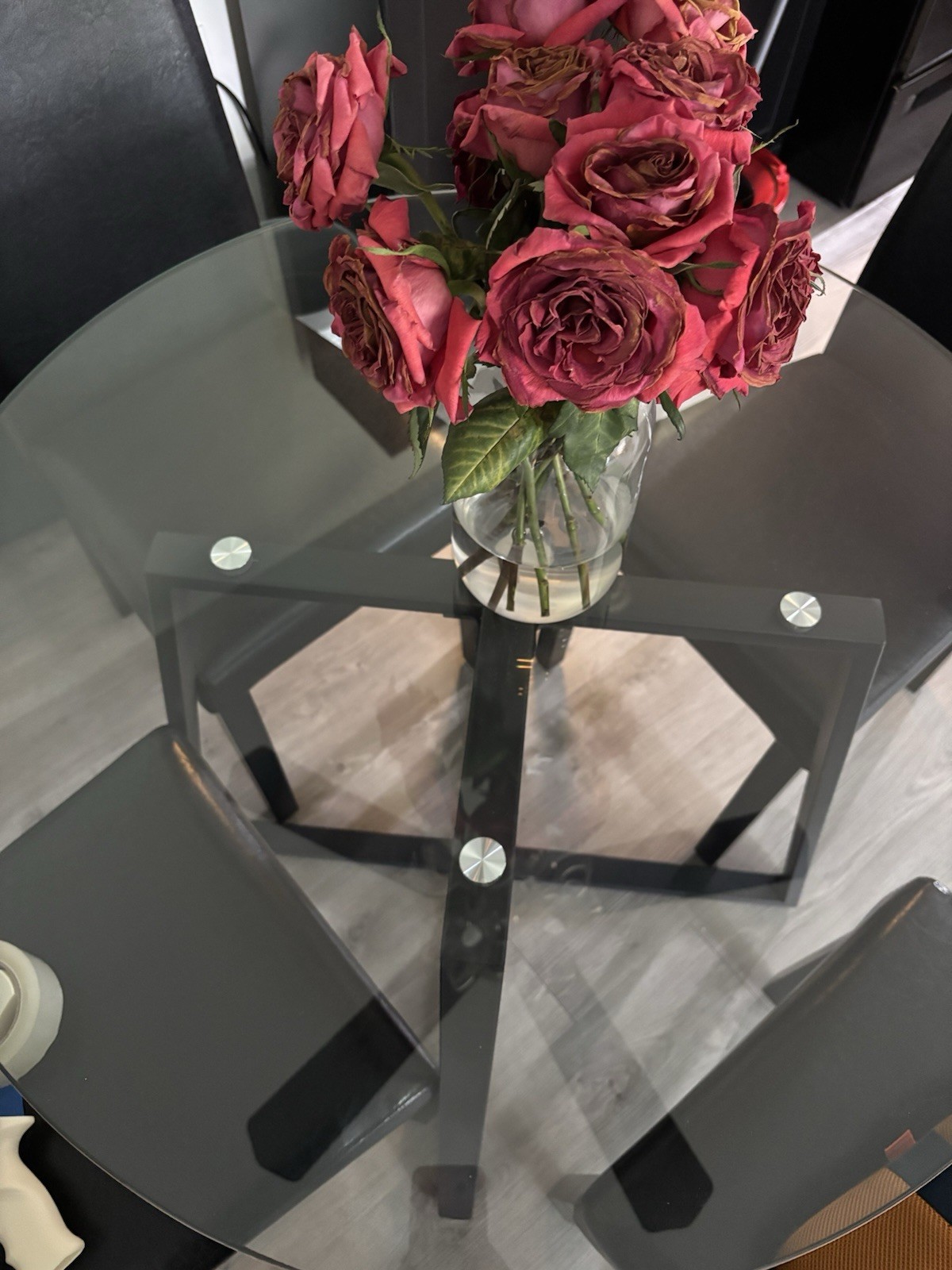 Round Glass Table and 4 Chairs Dining Set