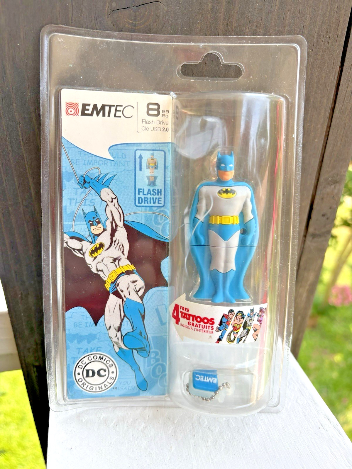 BATMAN EMTEC Superhero USB 2.0 Flash Drive, 8GB DC Comics with 4 Tattoos
