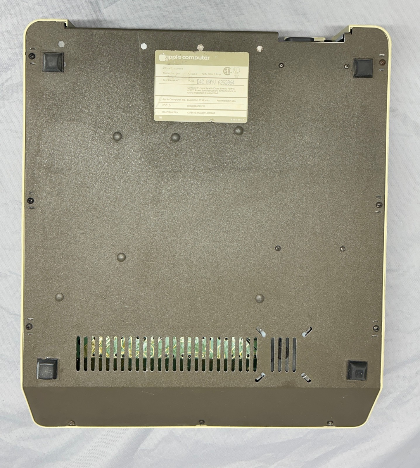 Apple IIe, 1984, SSC, Disk I/O, 64K/80Col, Unidisk, Software