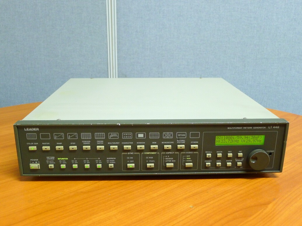 Leader LT448 Multiformat Pattern Generator Video signal generator