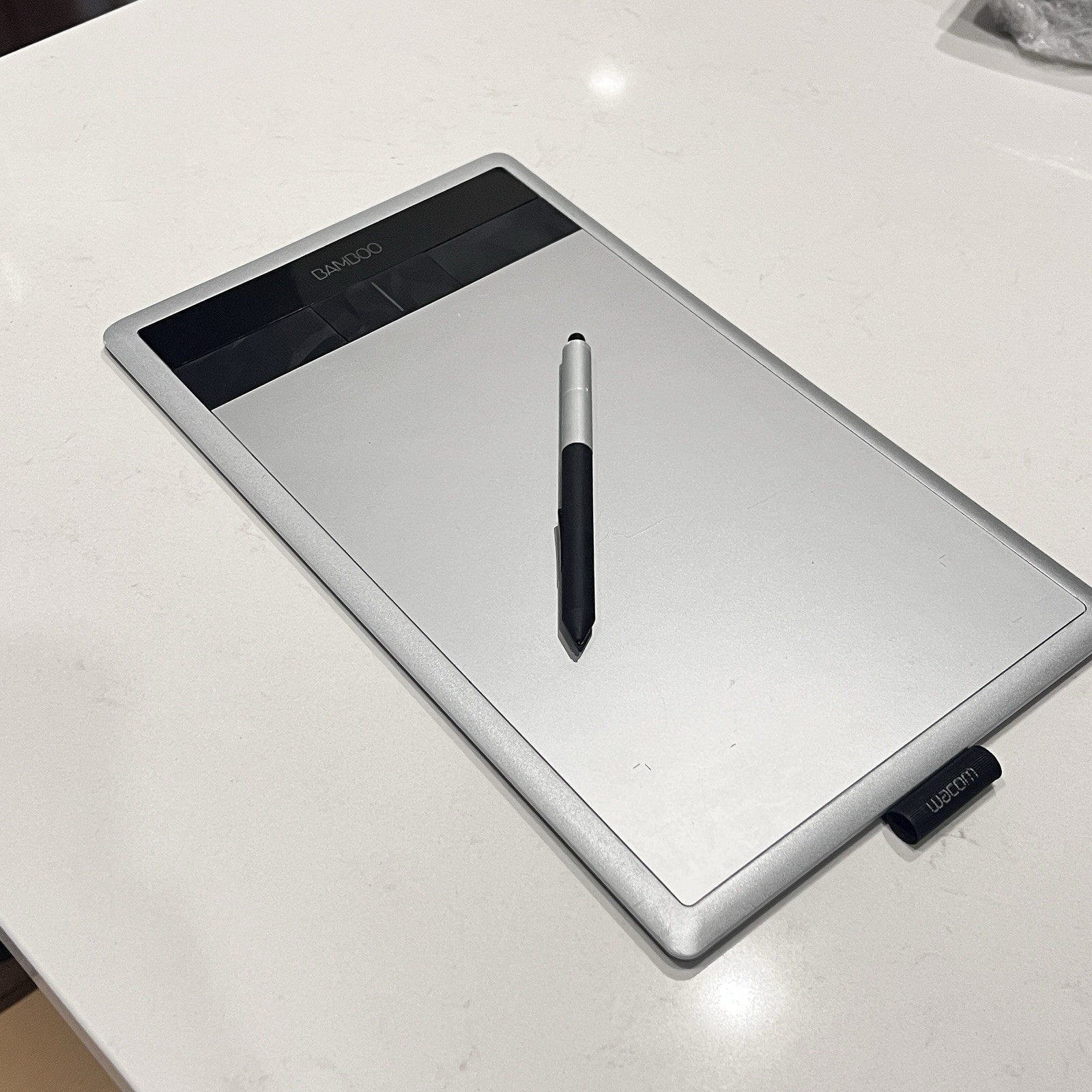 WACOM Bamboo Create Pen and Touch Tablet (CTH-670) Used