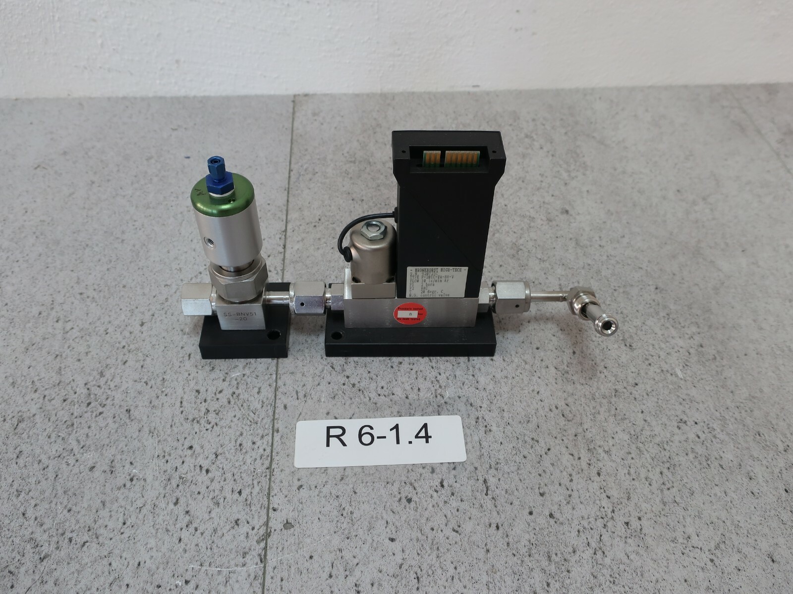 Bronkhorst F-201C-VA-88-V Flow 10 Ls/Min P1 2 Bar + Valve SS-BNV51-20