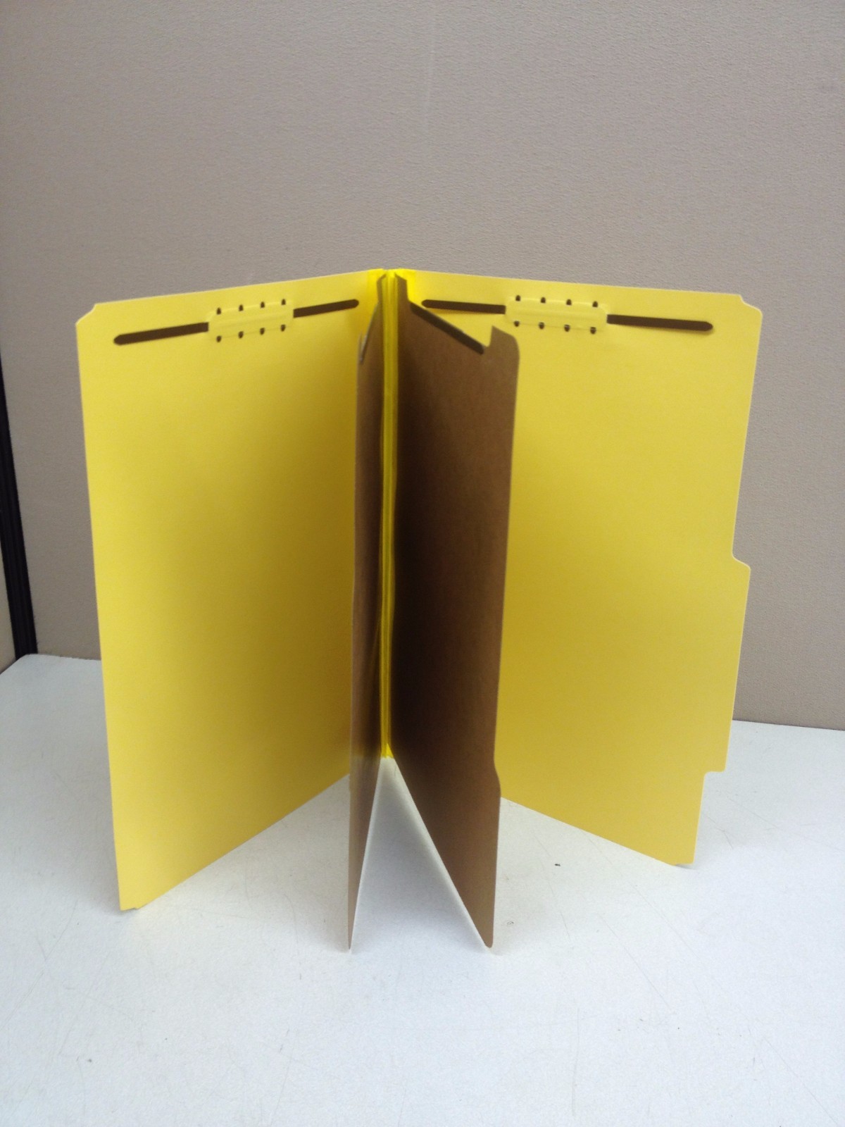 CASE 50 Smead Yellow Classification Fastener Folder 2 Dividers 14-3/4 x 10 Legal