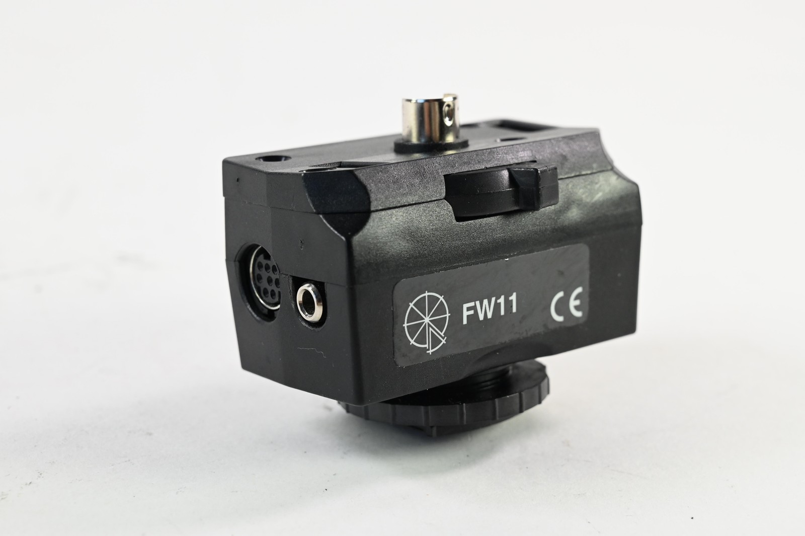 Quantum FW11 Universal Connection Module w/Hot Shoe #G793