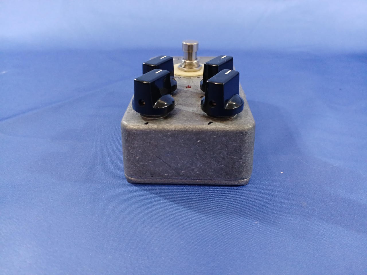 VOCU Magic Tone Room Harmonic Enhancer Audio Effect Pedal Used