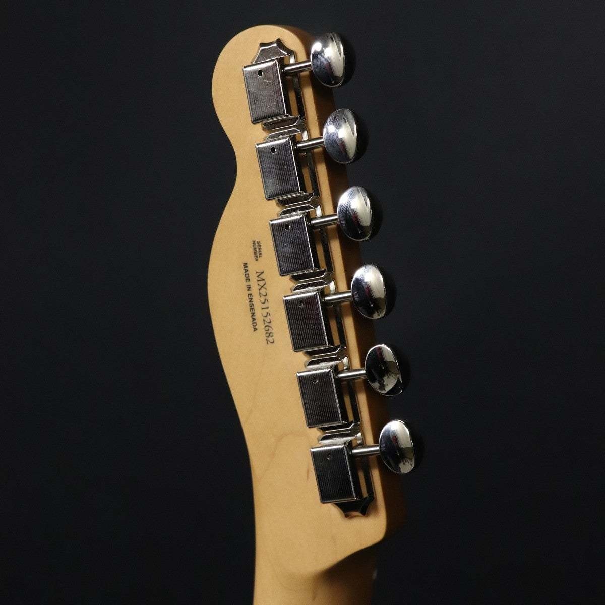 Fender Player II Telecaster Maple Fingerboard Chambered Mahogany Mocha