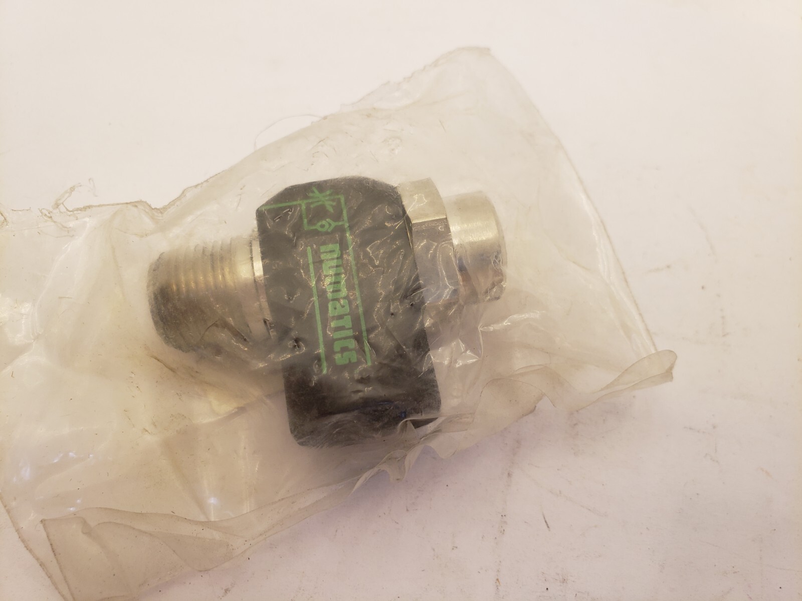 NUMATICS 3FCRN FLOW CONTROL VALVE, 3/8" NPT, NIB