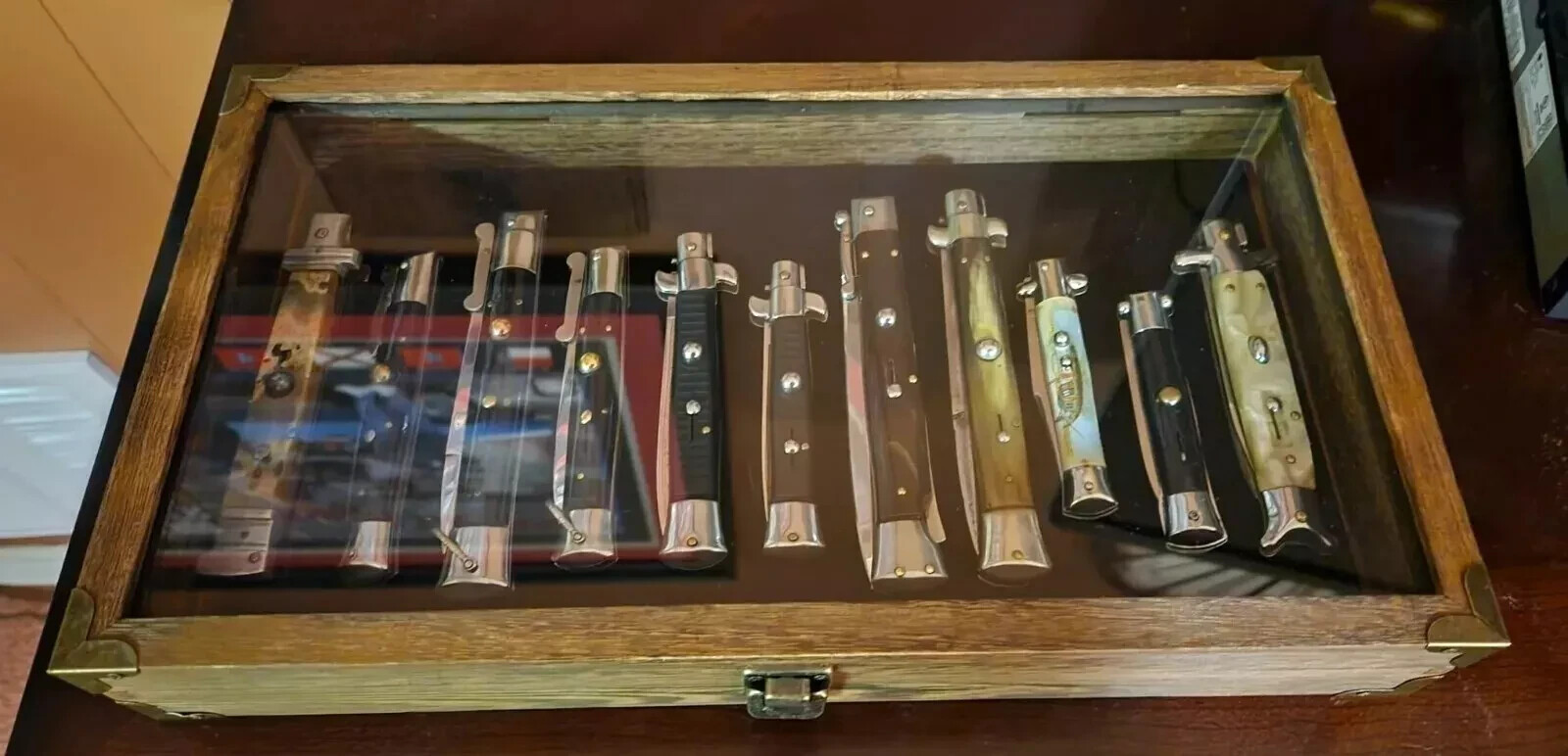 Knife Display Case Brown Wood EDC Pocket Knives Glass Lock Gun Watch Shadow Box