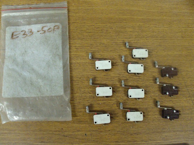 10 Cherry E33-50P Miniature Switch 1/2HP 10 AMP 125/250VAC Roler Switch B372