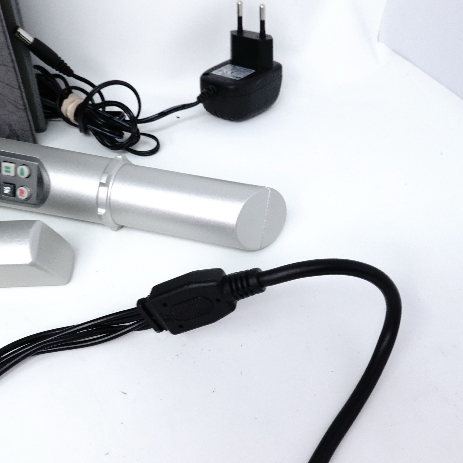 Enter Tech MagicSing Karaoke Microphone + Main Cable + Case + Wireless Mic *READ