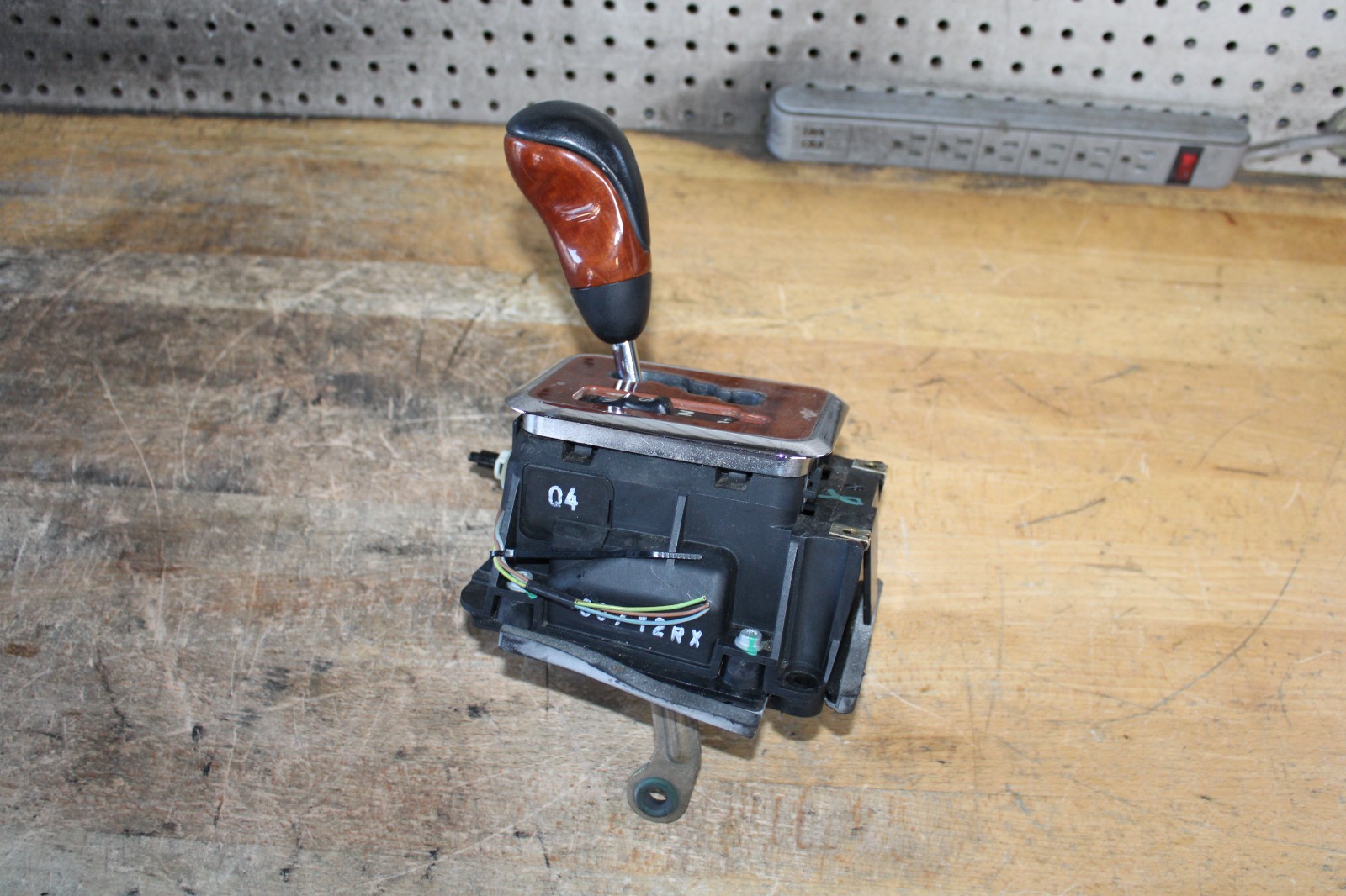01 02 03 04 MERCEDES SLK230 SLK320 R170 TRANSMISSION SHIFTER SHIFT GEAR SELECTOR