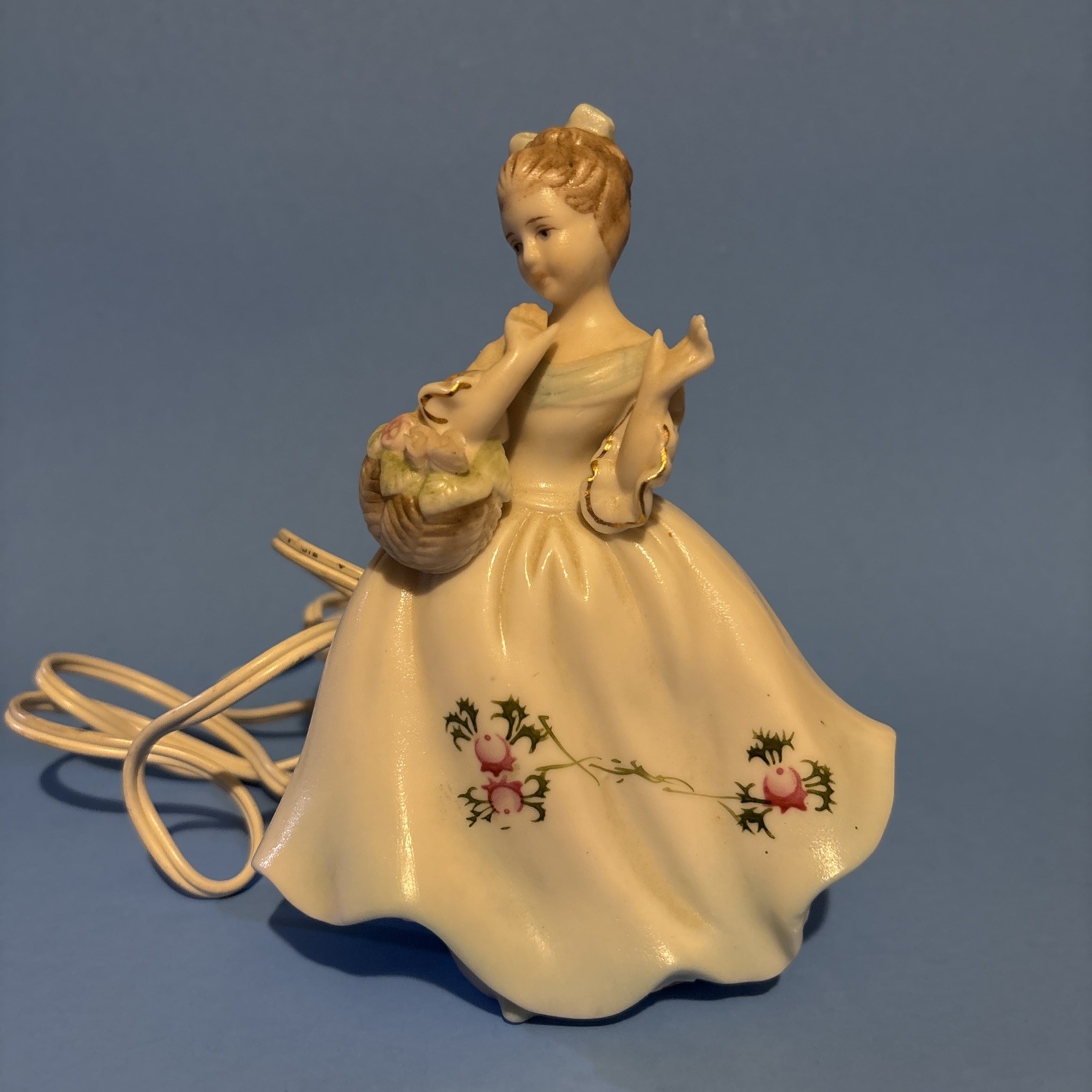 Vintage Lenwile Ardalt Porcelain Girl With Basket Night Light 1950-1970