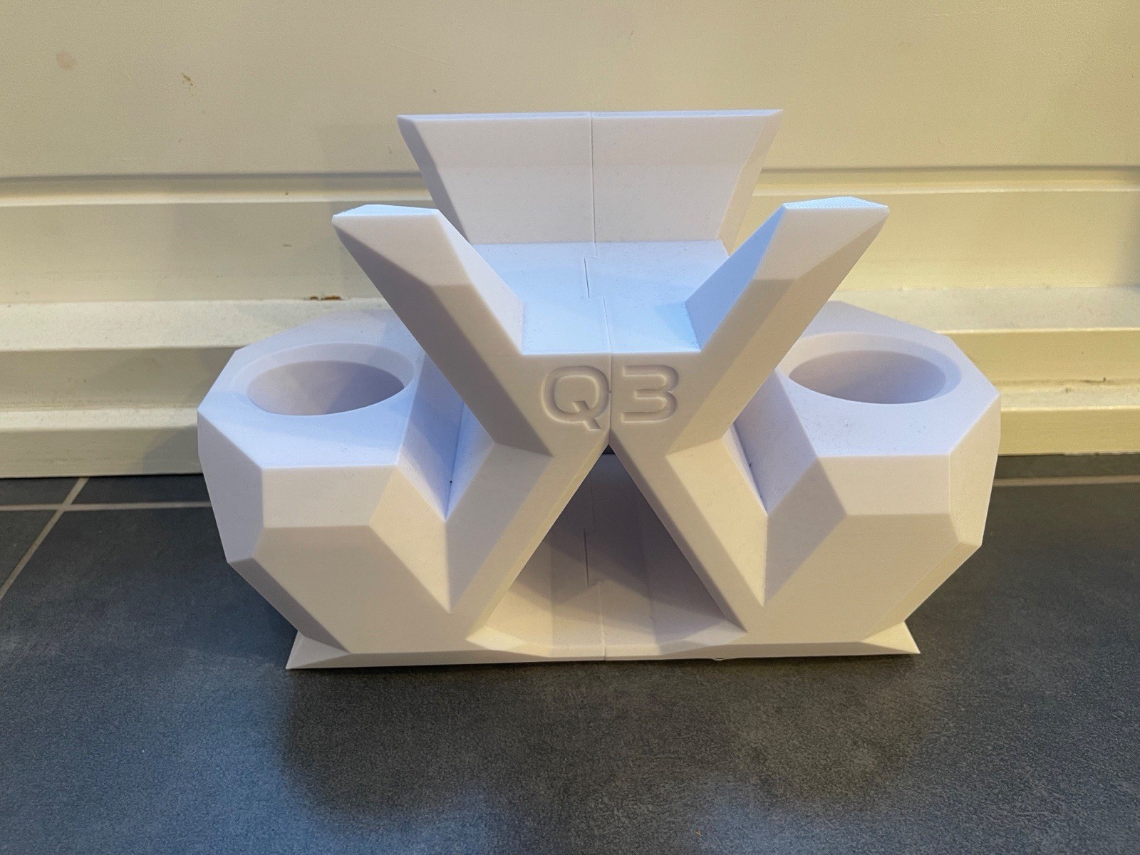 Meta Quest 3 VR Headset & Controller Charging Dock Stand Holder, White