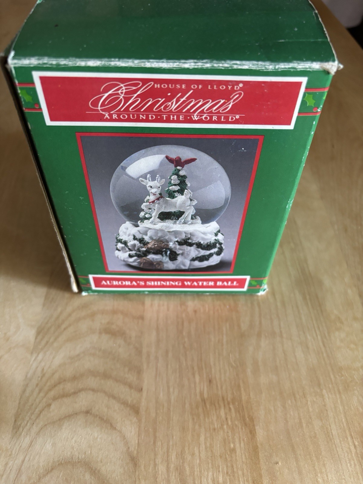 Vintage House Of Lloyd Reindeer Christmas Snow Globe Music Box 1994 WORKS