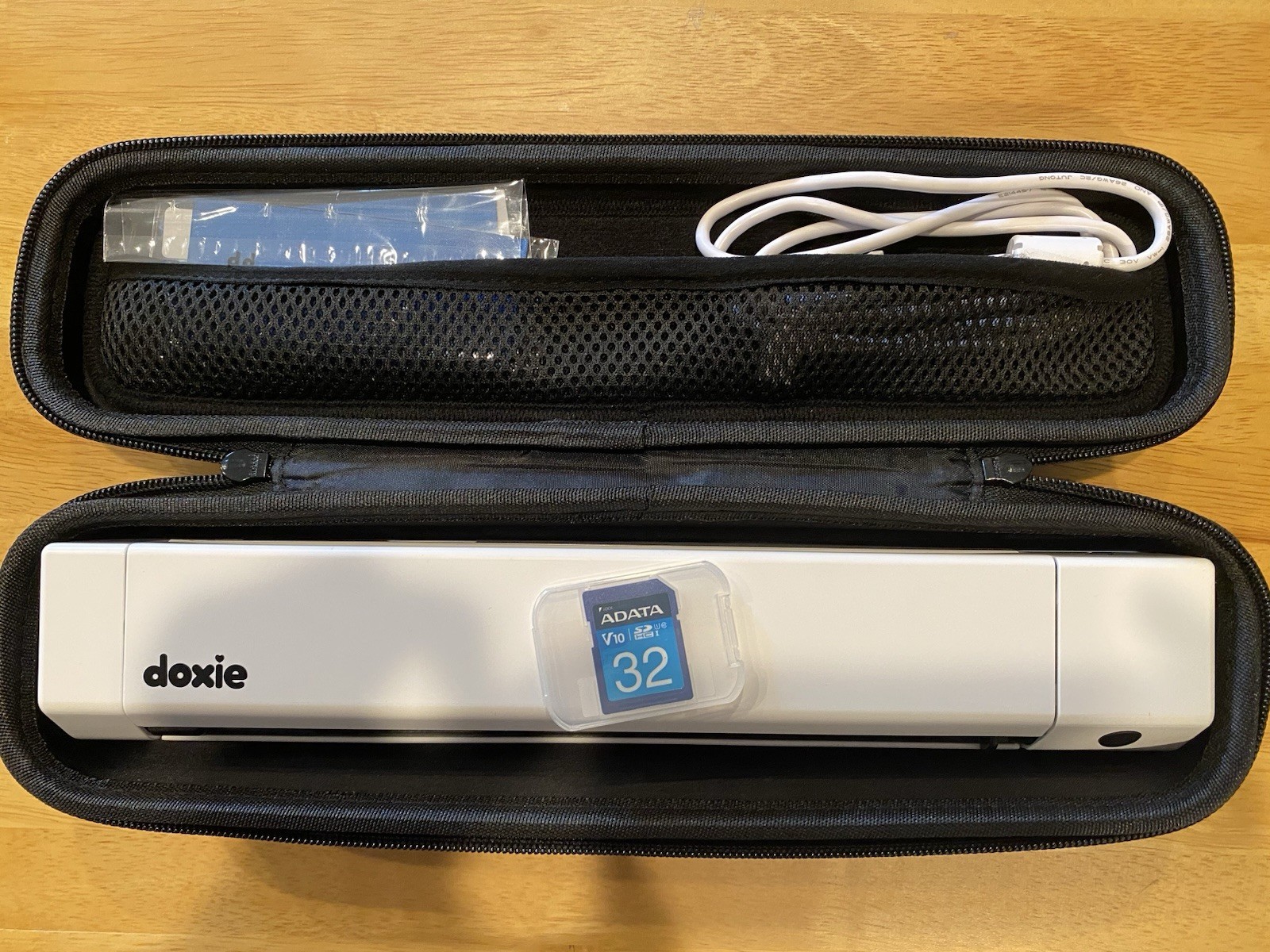 New Doxie Scanner And Case