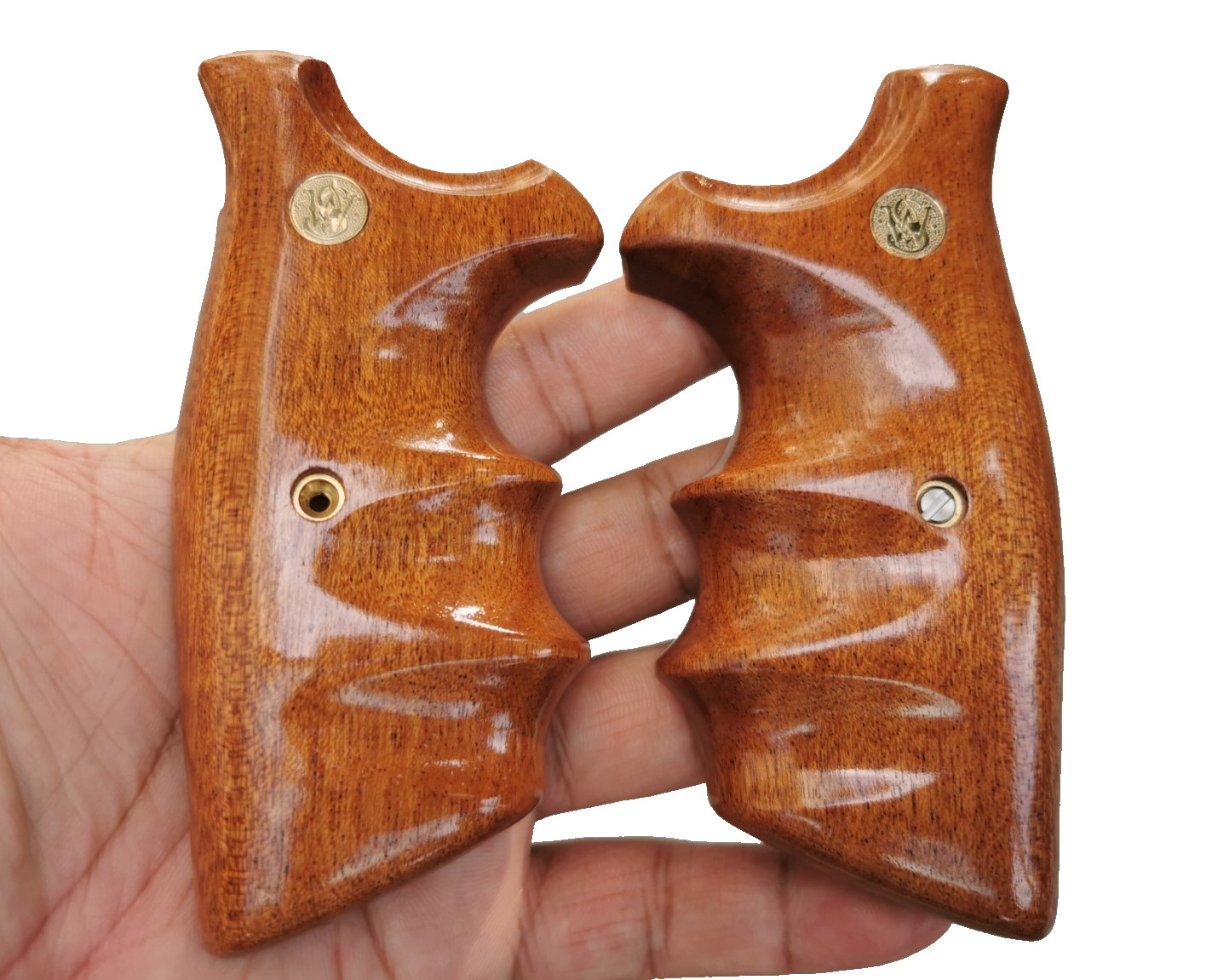 COMBAT GRIPS FOR S&W N FRAME SQ BUTT M 27, 28, 29 FINGER GROOVE # RANDOM GOLD