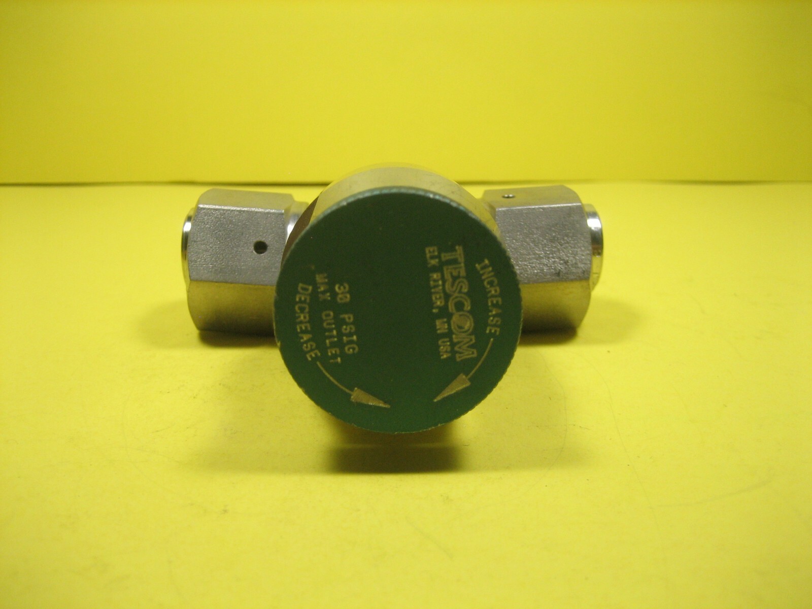Tescom 24-1A16AAHH-010 Regulator 3/4'' VCR