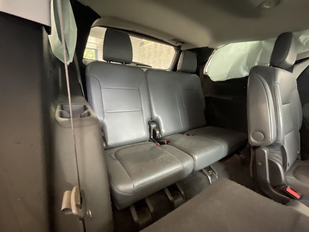 TRAVERSE 2018 Air Shutter 1090360