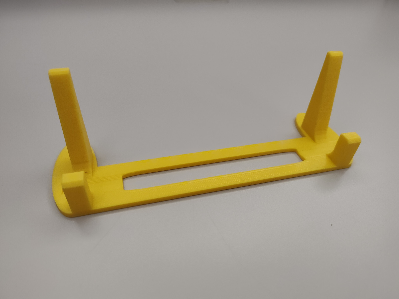 NINTENDO 2DS FTR N2DS LOW PROFILE DISPLAY STAND - CHOOSE COLOR