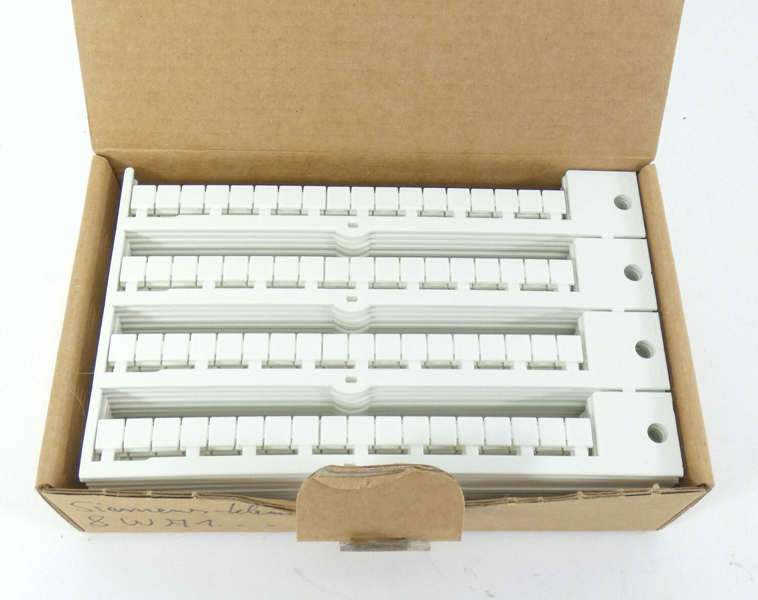 1008 x Murrplastik KSI 6/7-6 License Plate | 86401630 | White | NEW in Original Packaging