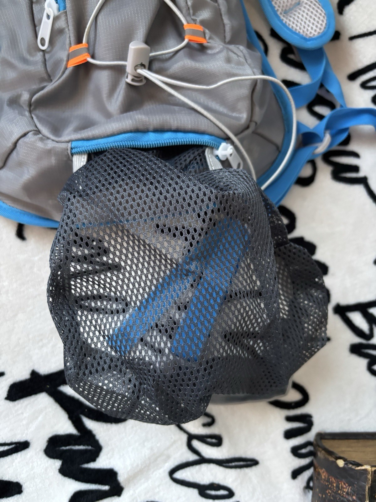 PATH & STREAM Blue/Grey 2 Liter Hydration Backpack New No Tags