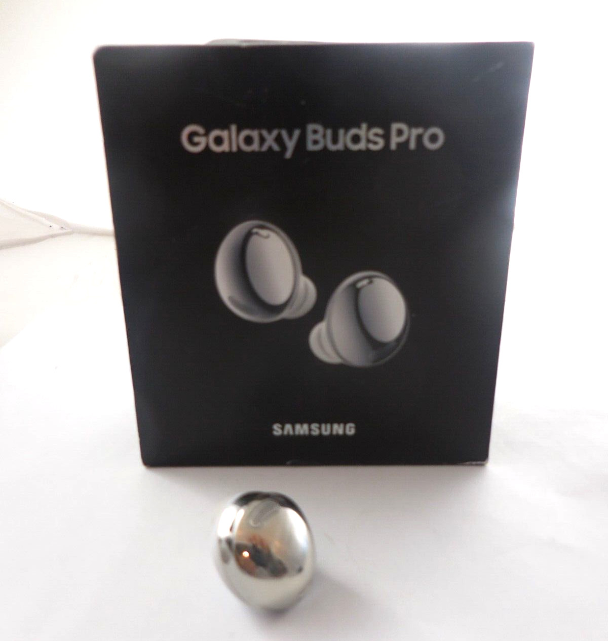 Samsung Galaxy Buds Pro -Phantom Silver REPLACEMENT LEFT  Ear bud SM-R190NZSAXAR