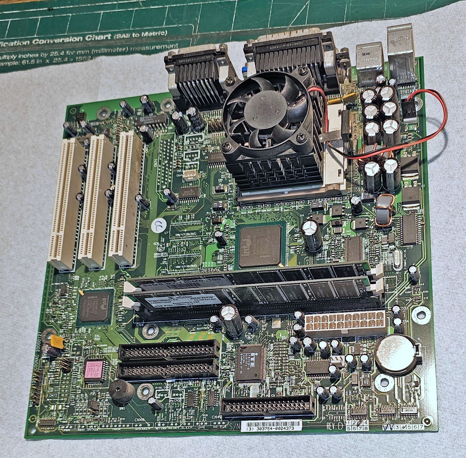 TriGem Cognac Micro ATX Motherboard, Socket PGA370, Intel Celeron @ 566 MHz P/R