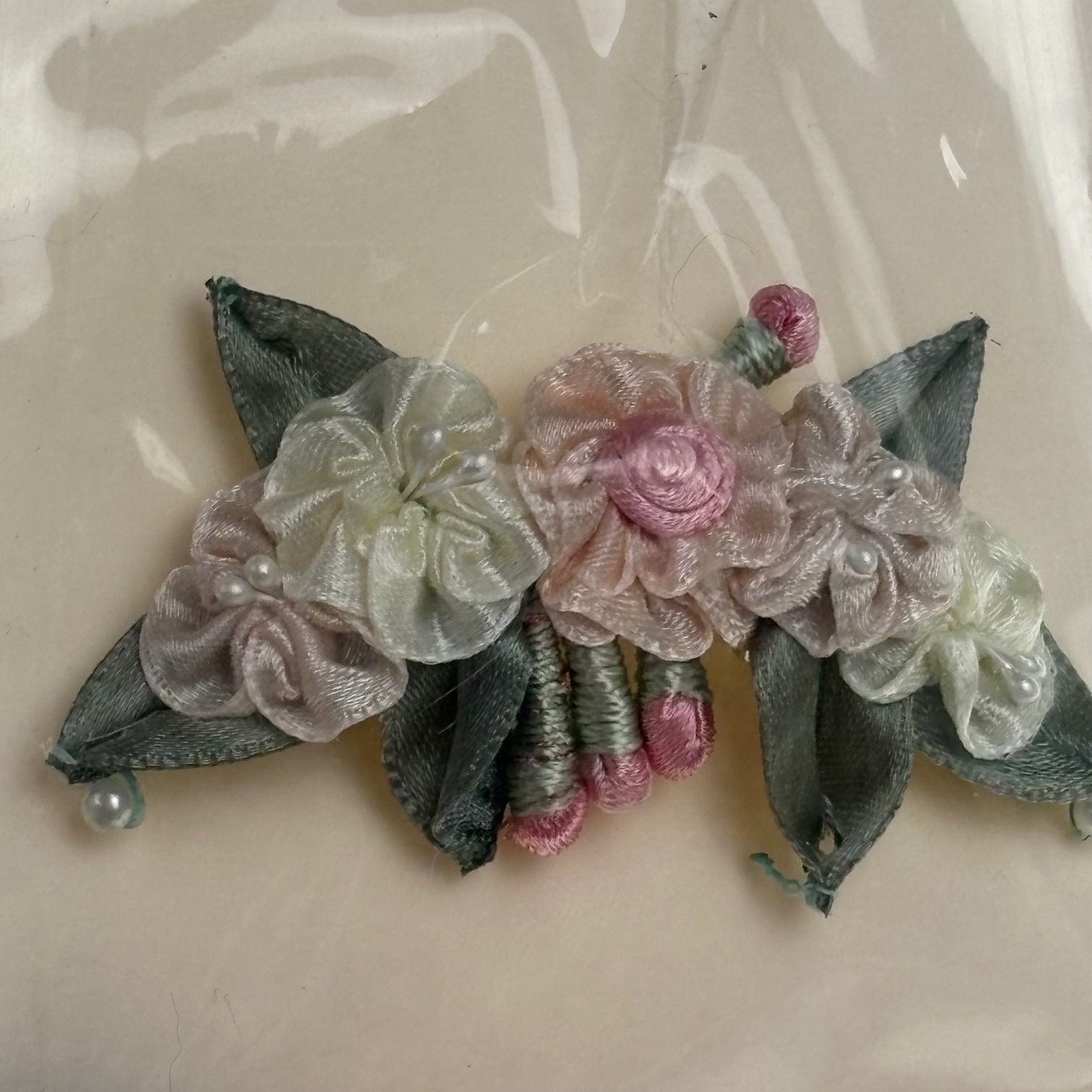 Daisy Kingdom Rose Lace Flower Pin Pearls Vintage Leaves Spray 3087-10500 1998