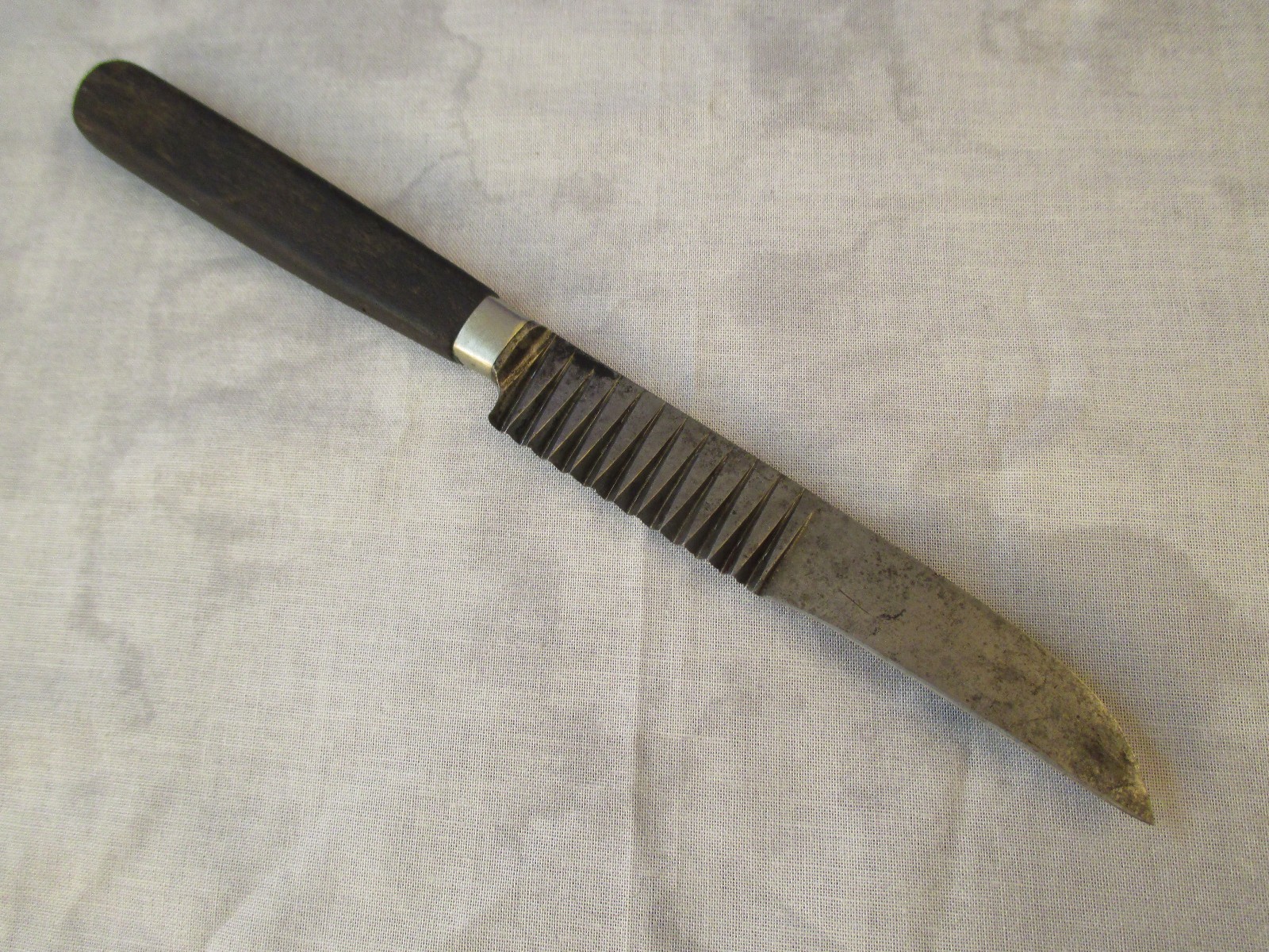 Henckels 4 inch Carbon Steel Decorating Knife
