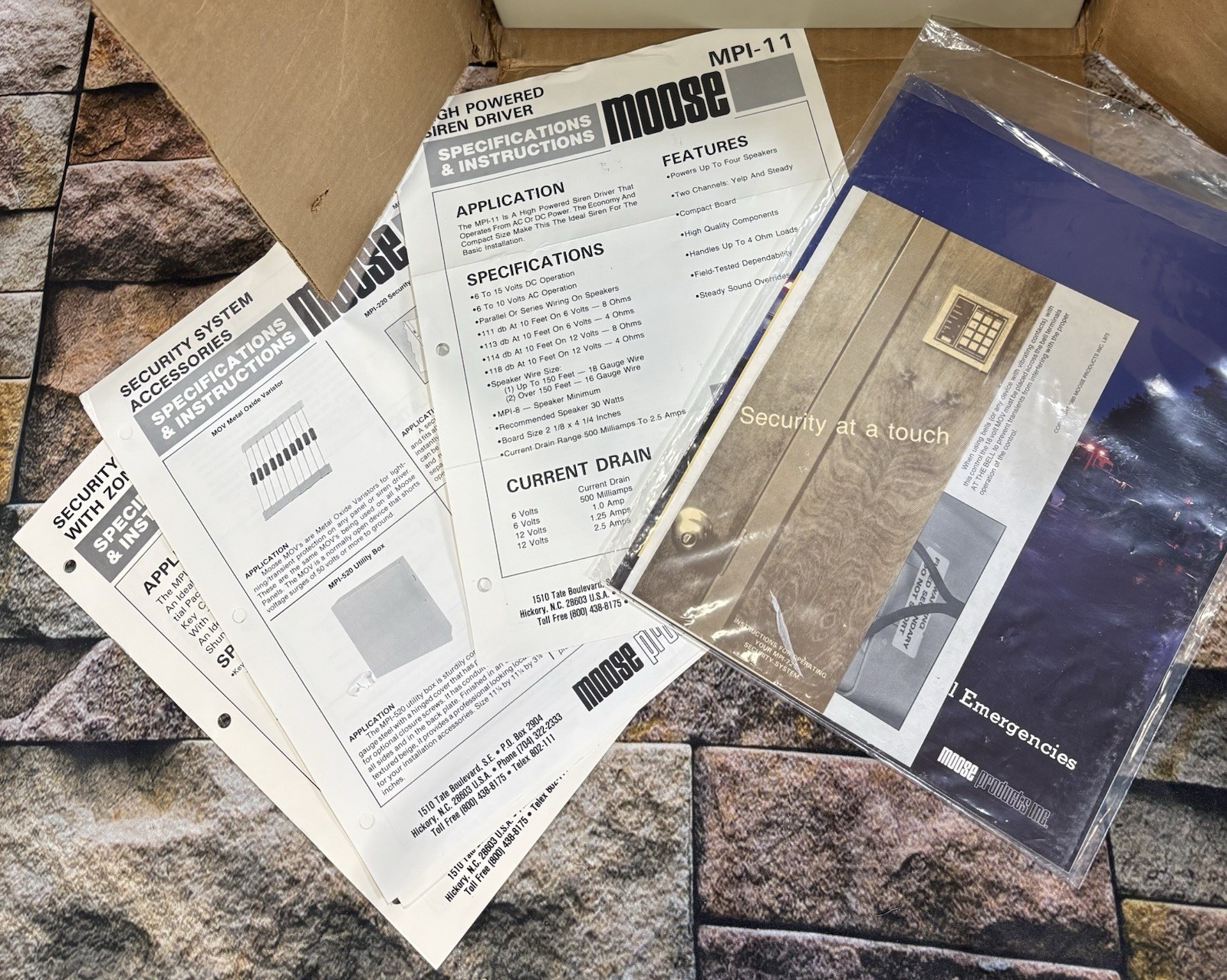 Moose Mpi-725 Security Control Alarm System with Accessories