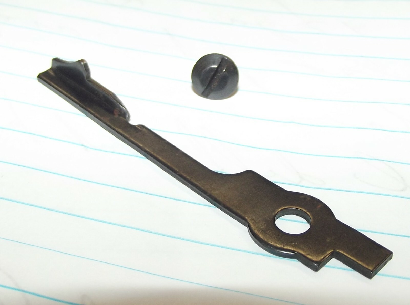 Mossberg 500 Maverick 88  Ejector and Screw - 12- 16-20ga. - New   (#Z-503)