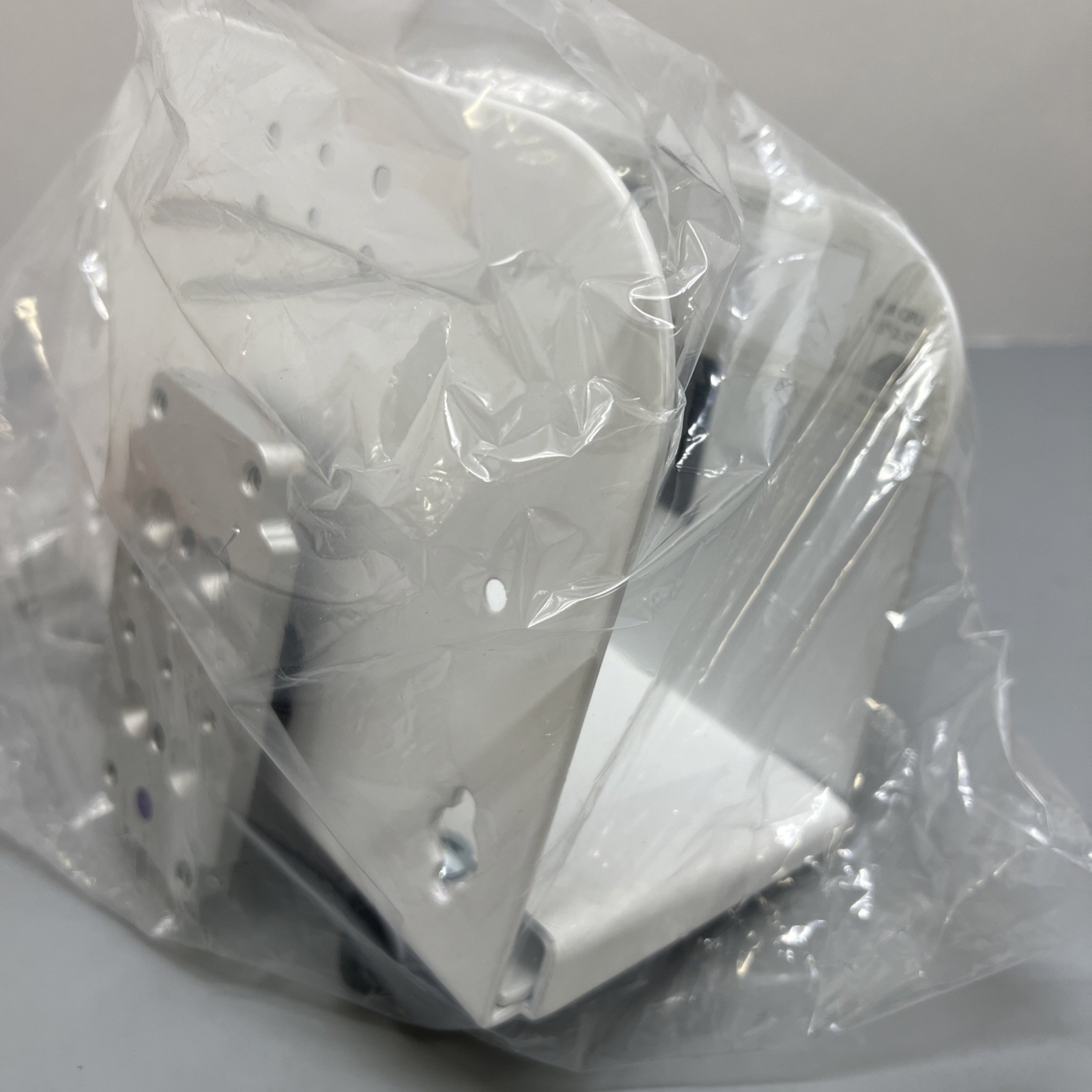 Amico CPUMNTA-M Clamp Style CPU Mount