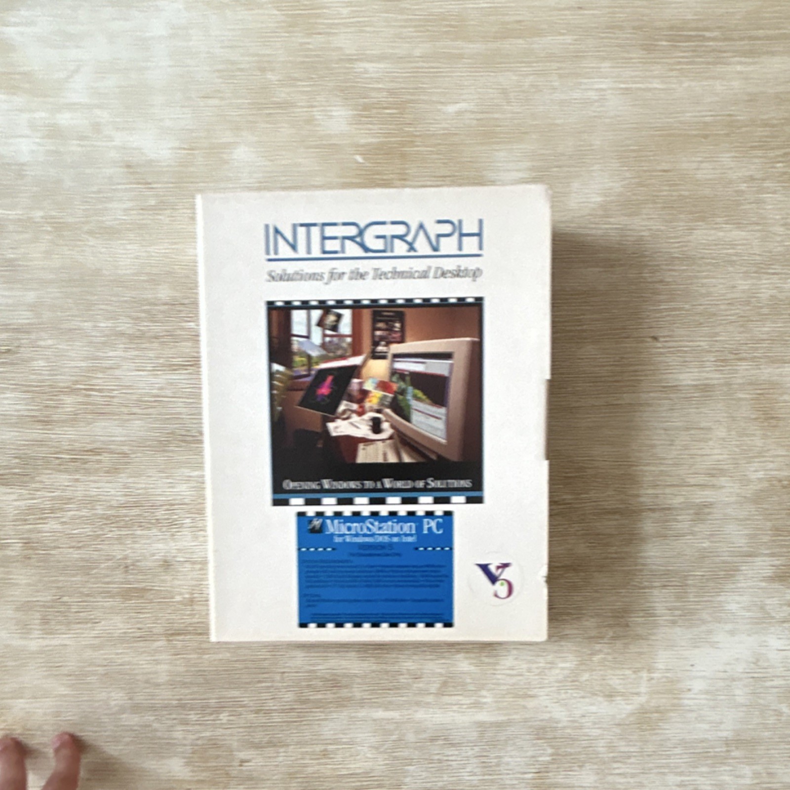 Intergraph MicroStation PC Solutions Technical Desktop Vintage Complete