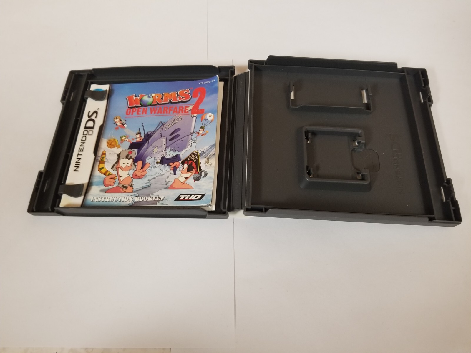 Case & Manual Only no game Worms 2 Open Warefare Nintendo DS Authentic