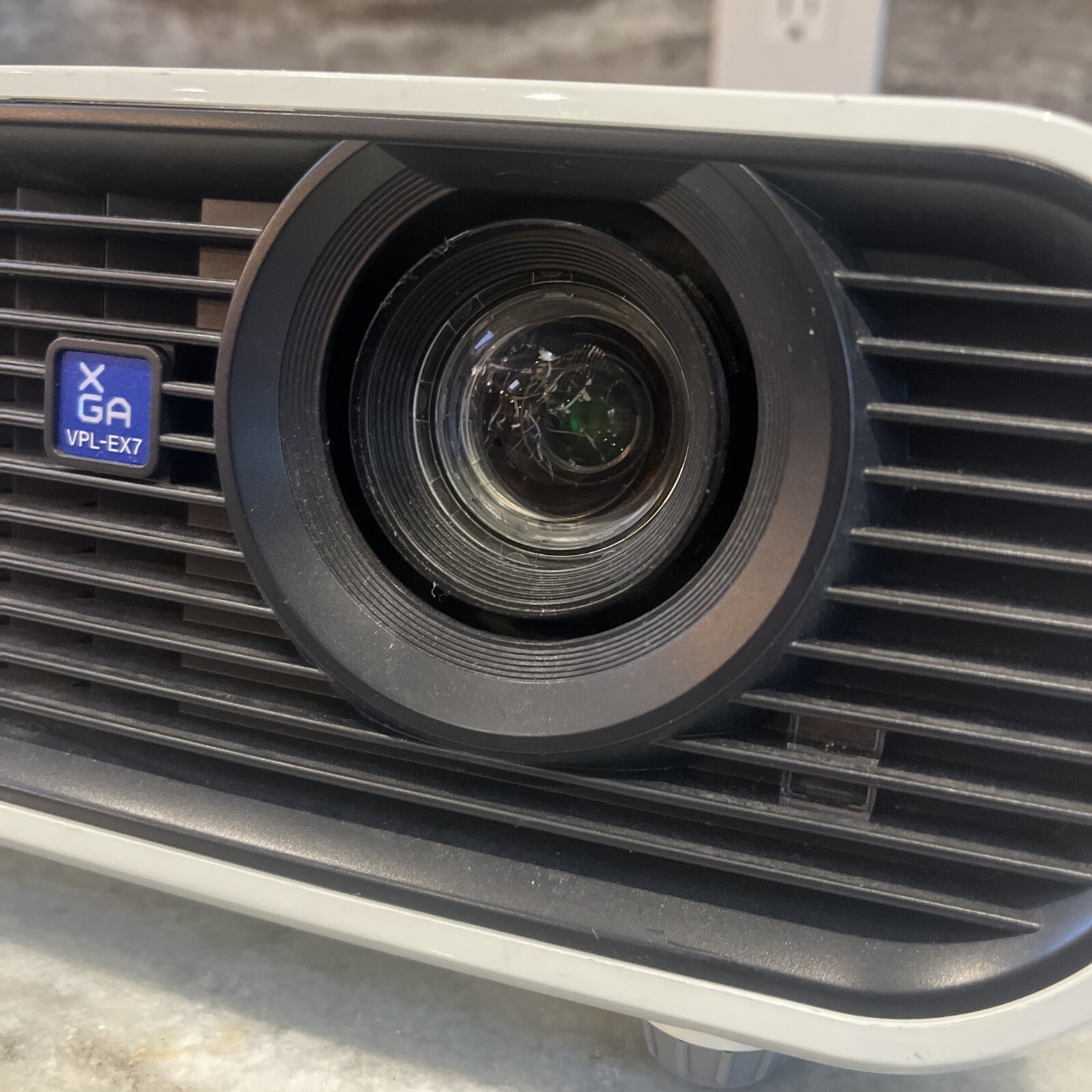 Sony VPL-EX7 XGA Projector