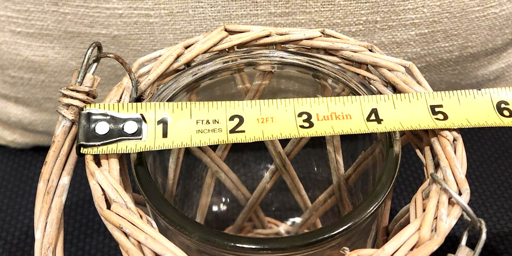 Cute! Wicker Basket & Handle W/Glass Vase for Flowers /Potpourri or? ~Home Decor