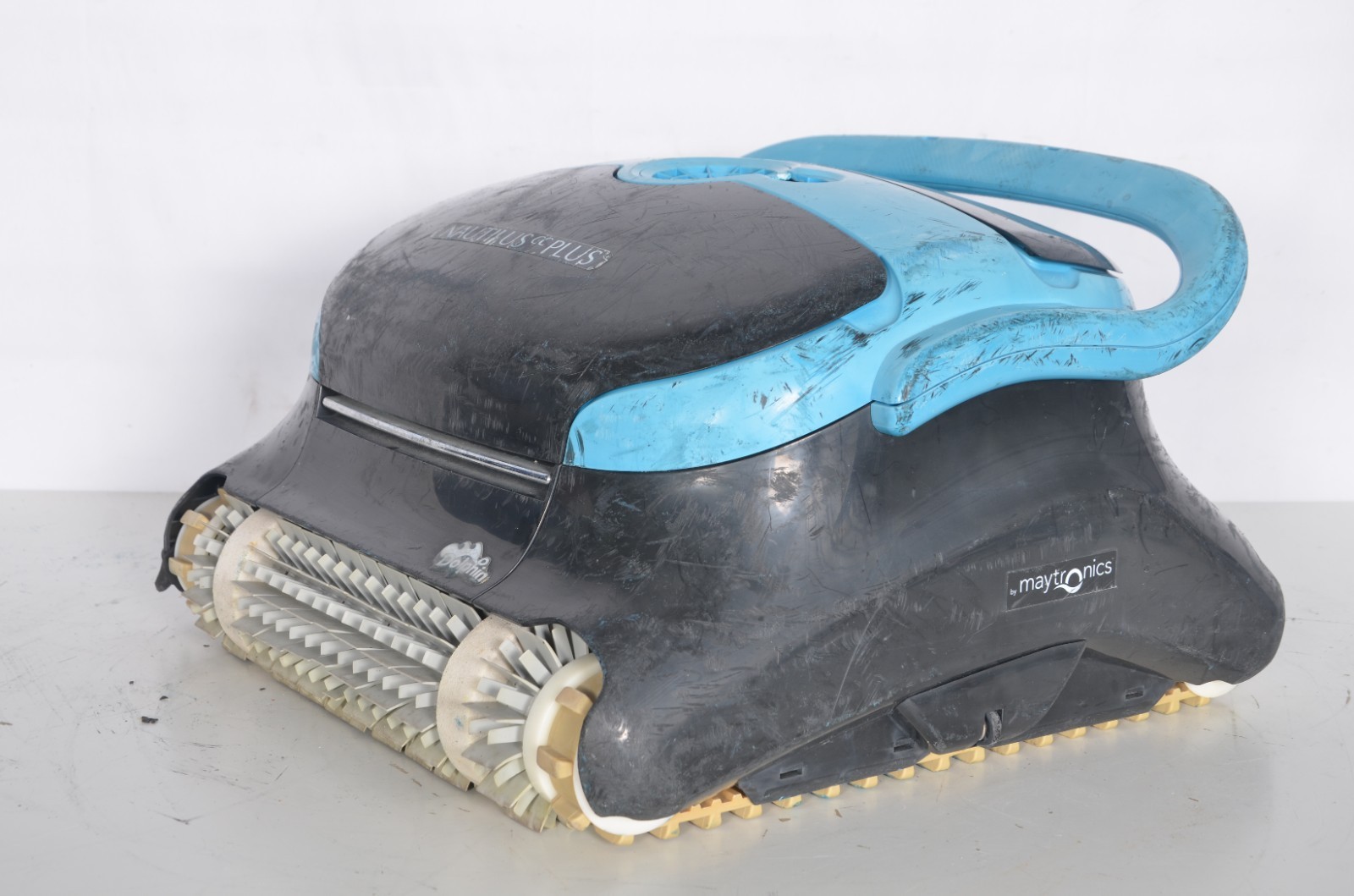 Dolphin Nautilus CC Plus Robotic Pool Cleaner Blue/Black As Is Parts Repair