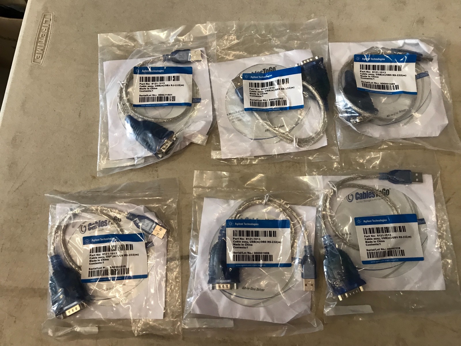 1x Agilent USB-Serial Adapter Cable Connects RS-232 Cables to USB PC ports, NEW