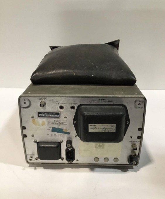 Hewlett Packard 100 Mhz Oscilloscope Model 1740A