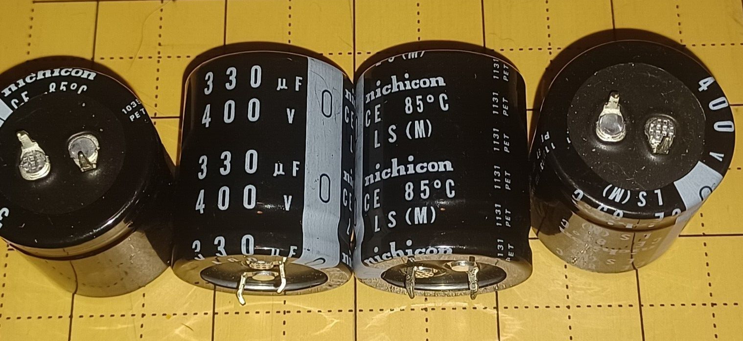 Nichicon LLS2G331MELC 330uF, 400V snap-in capacitor/Lot of 4/NOS/Radial leaded